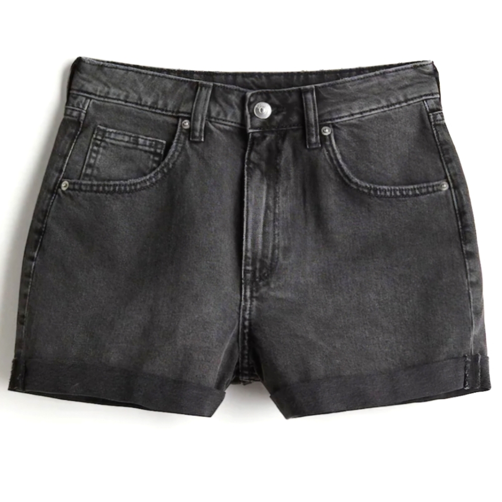 NWT H&M High-Waisted Black Denim Cuffed Shorts Size 6